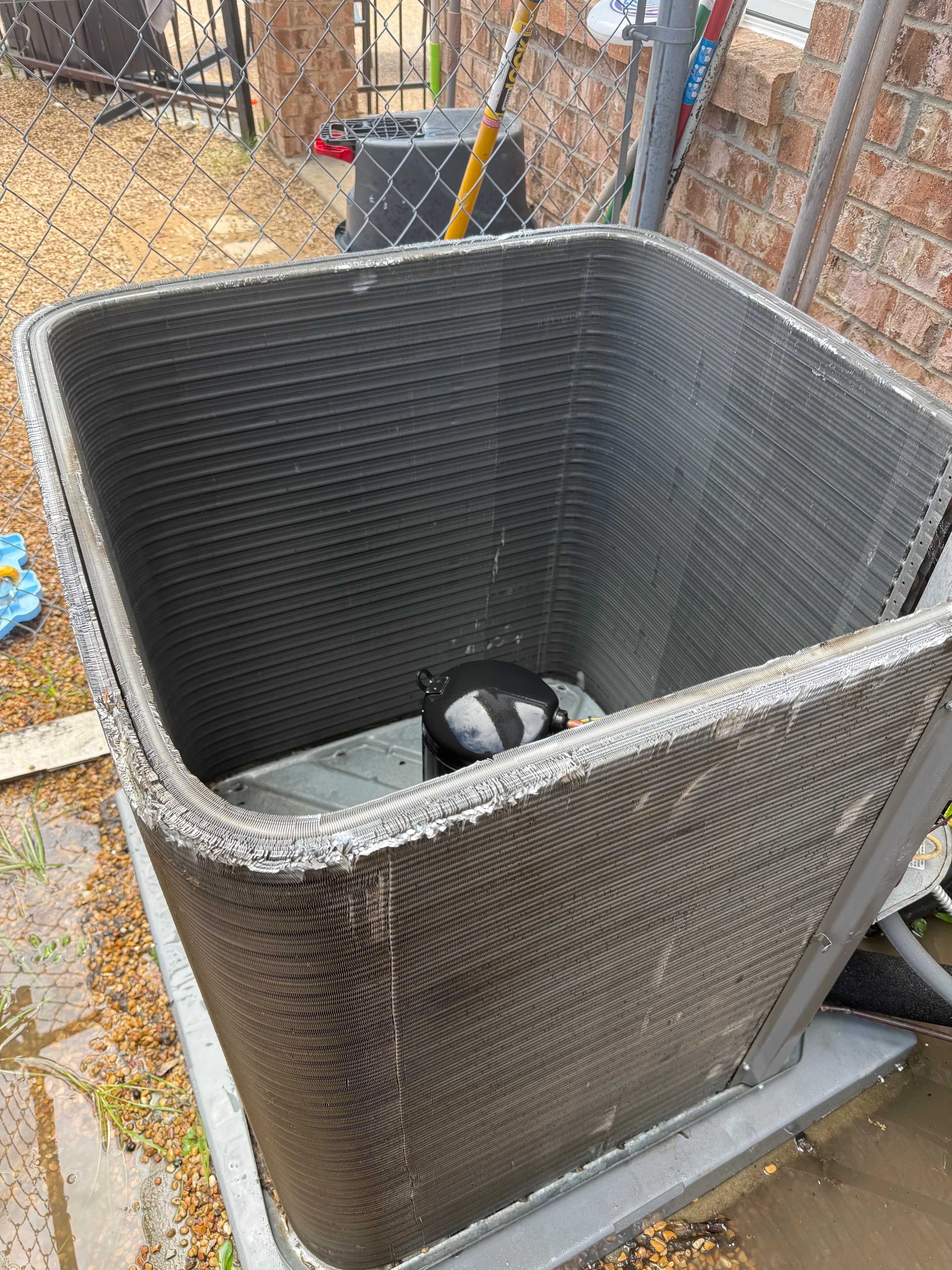 Air conditioning unit repair